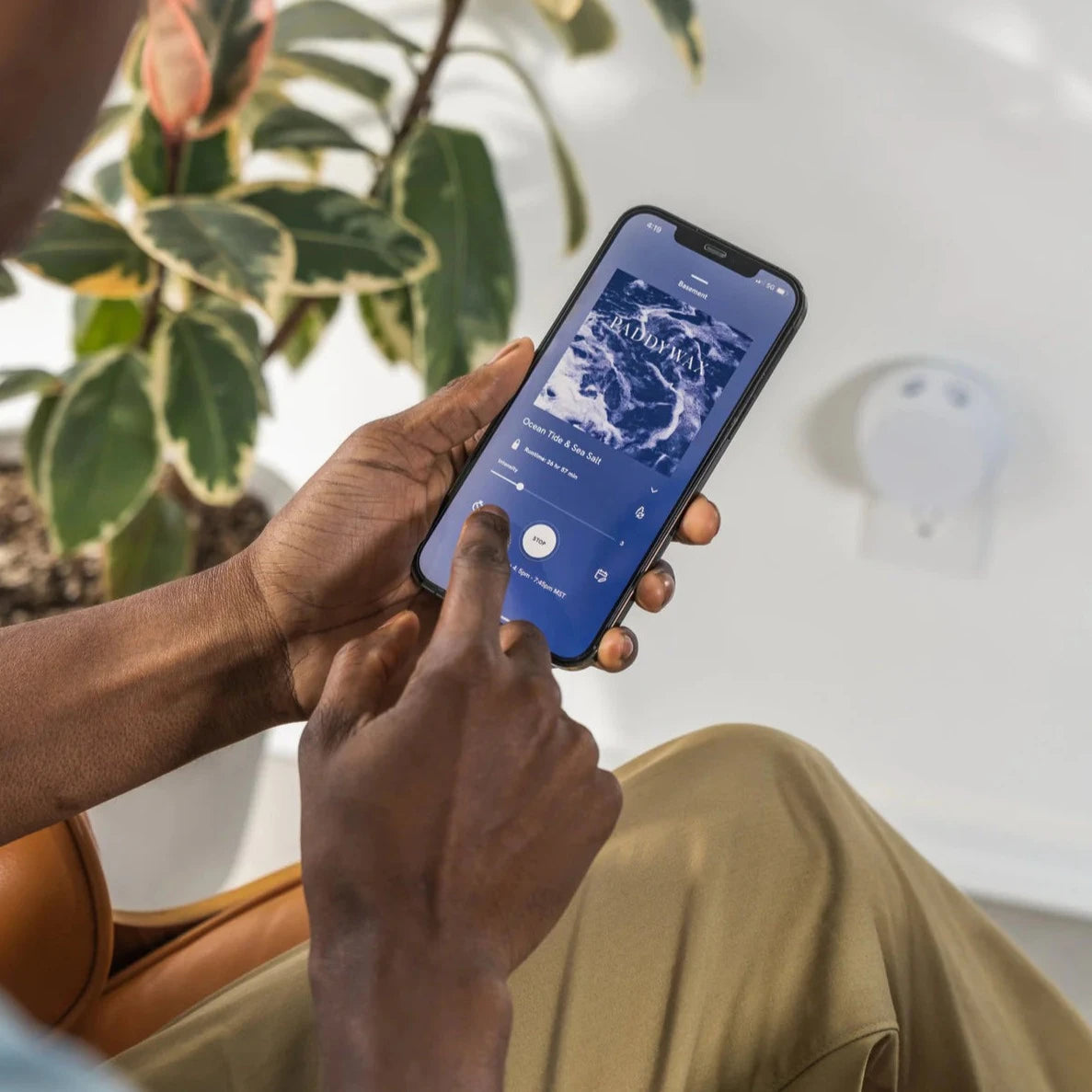 Pura 4 Smart Diffuser Device