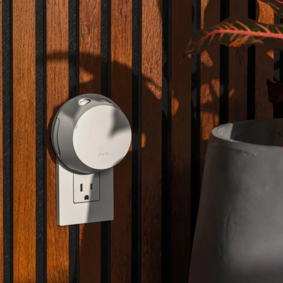 Pura 4 Smart Diffuser Device
