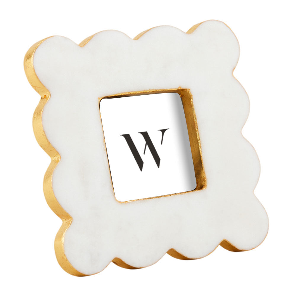 Scalloped Gold Edge Square Frame