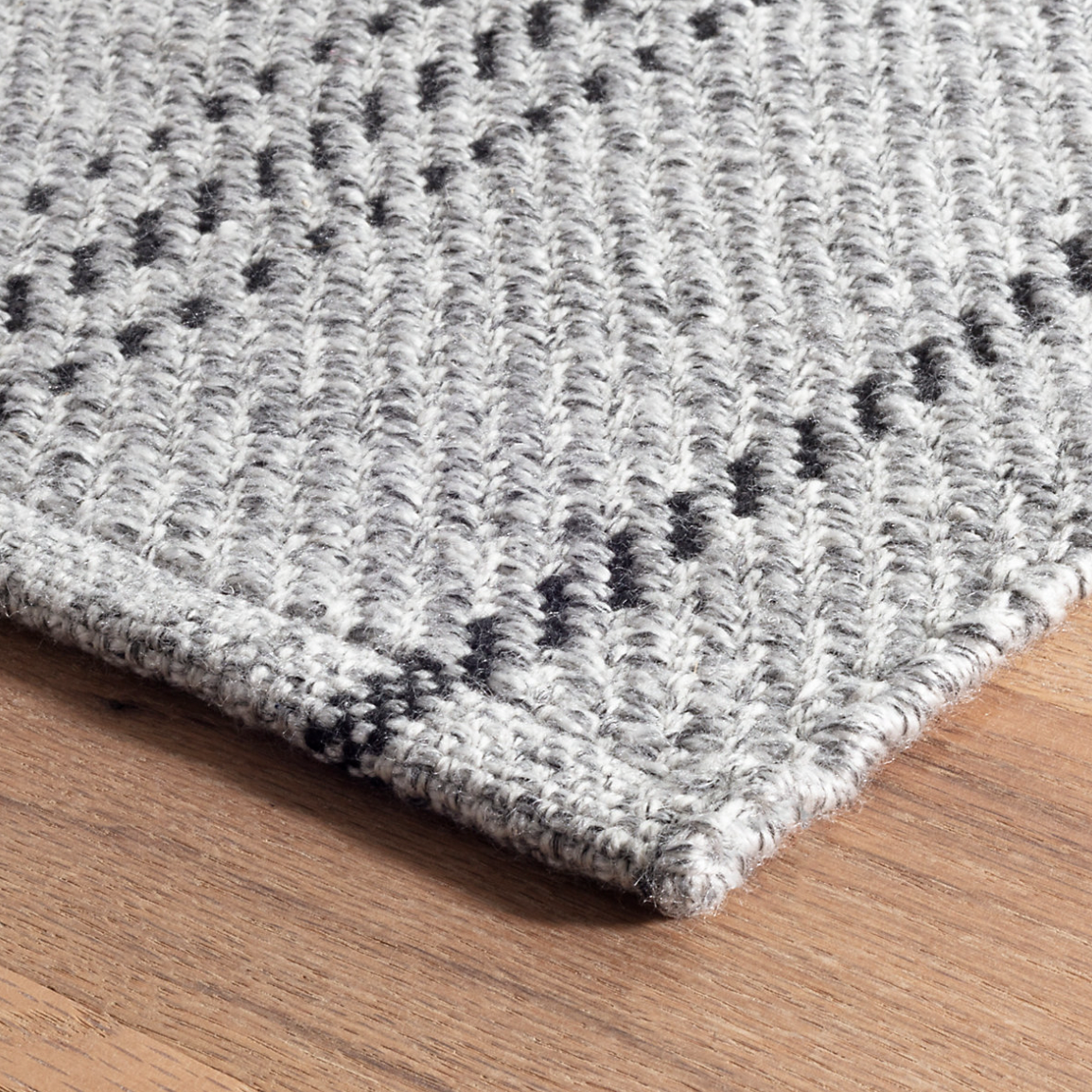Dash & Albert Melange Stripe Grey/ Black Indoor/ Outdoor Rug