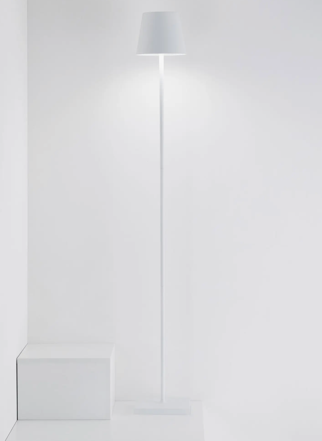 Poldina Pro Floor Lamp - White