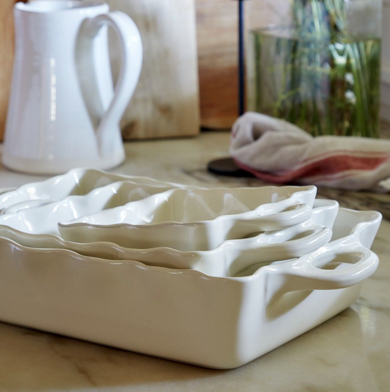 Casafina Cook & Host Ruffled Square Baker, White