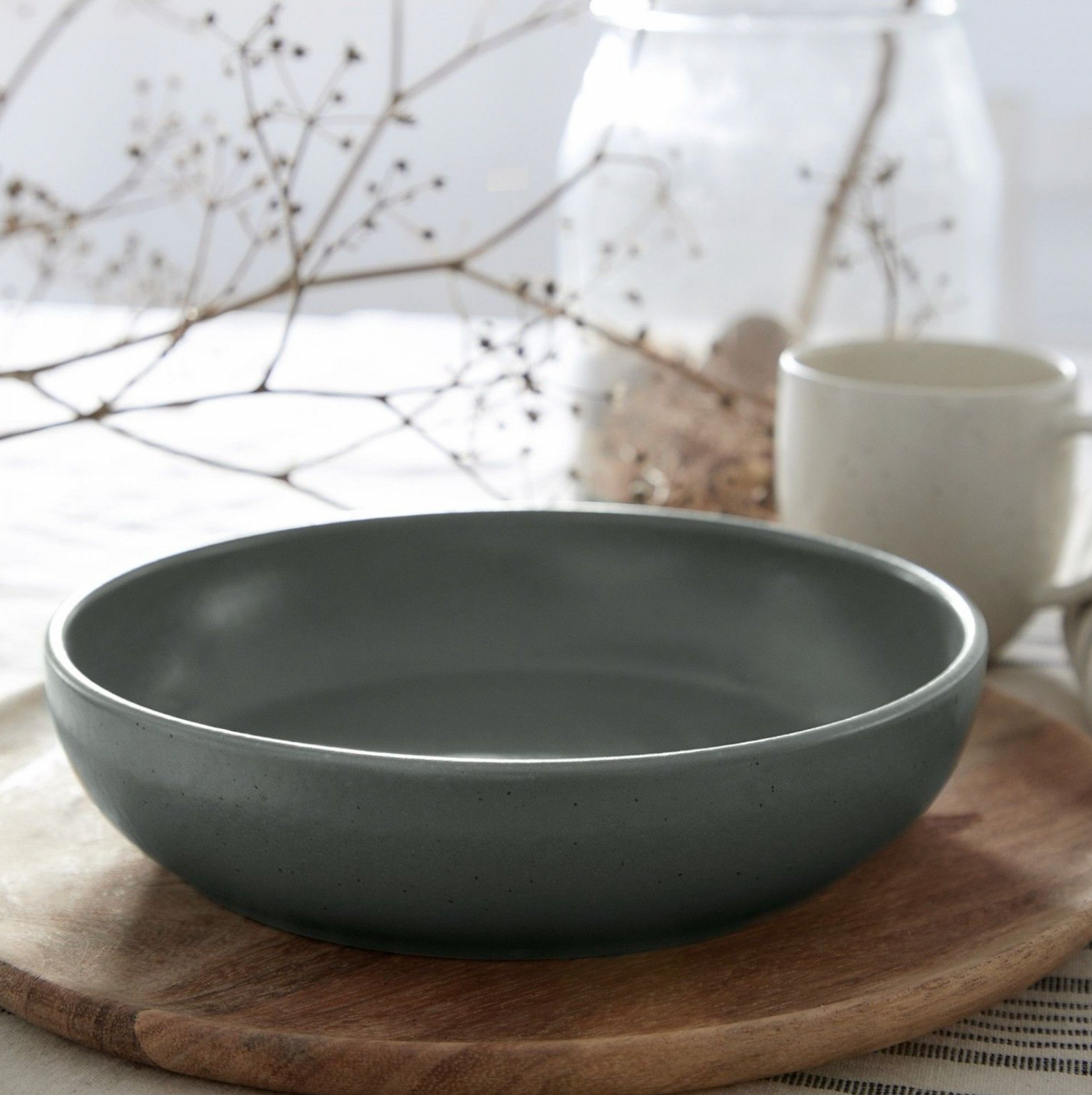 Casafina Pacifica Pasta Bowl, Artichoke