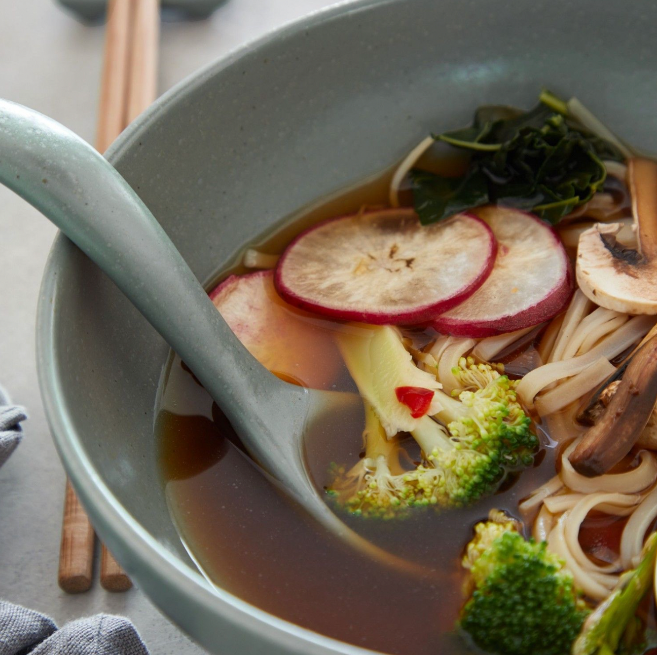Casafina Pacifica Ramen Bowl Set, Artichoke