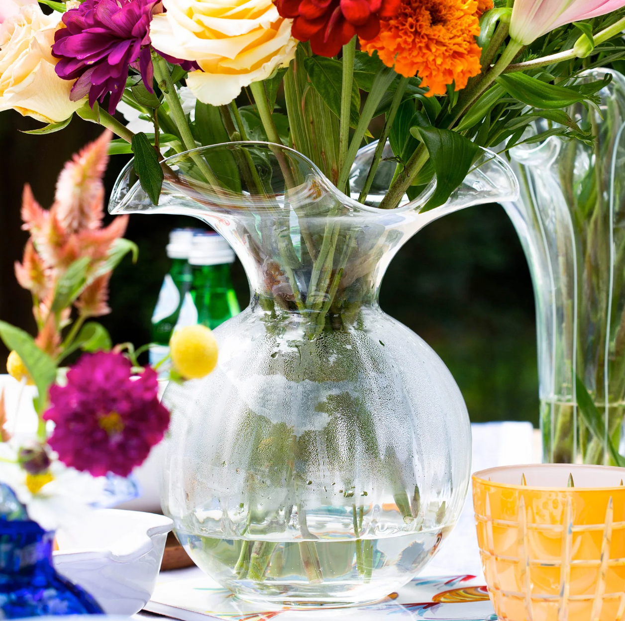 VIETRI Hibiscus Glass Vase, Medium