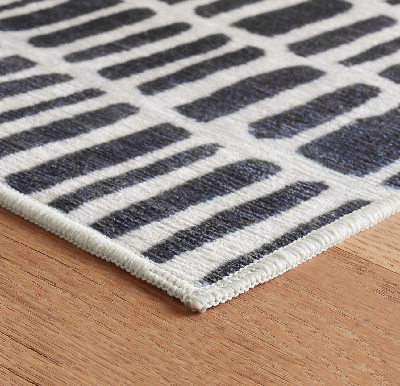 Dash & Albert Roark Washable Rug, Charcoal