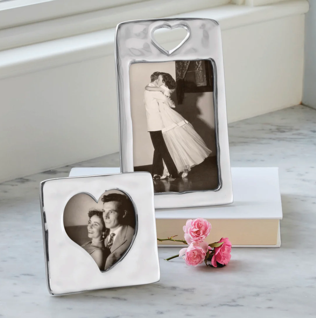 Mariposa Open Heart Frame Collection