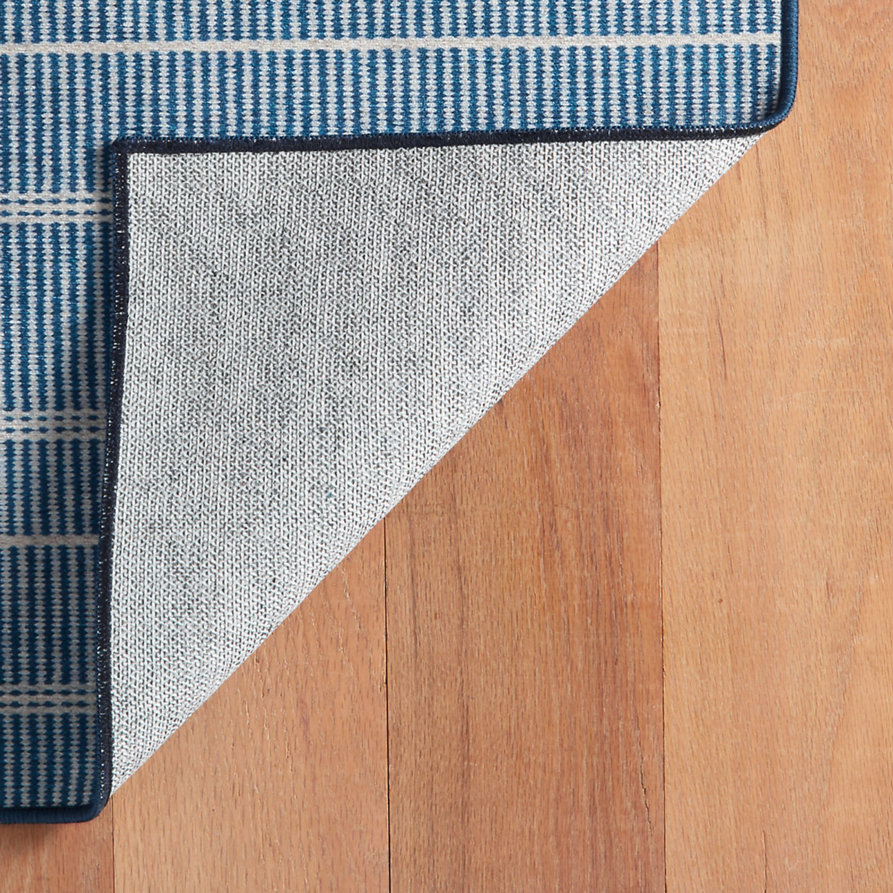 Dash & Albert Samson Washable Rug, Navy