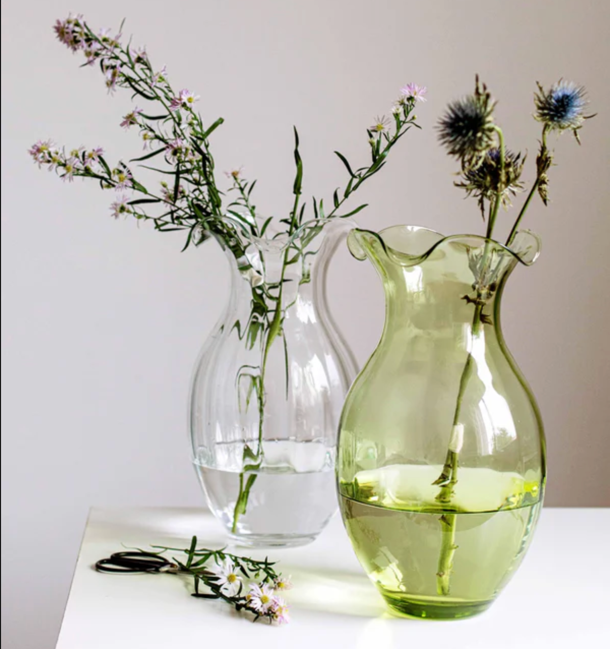 VIETRI Hibiscus Green Vertical Fluted Vase, Small