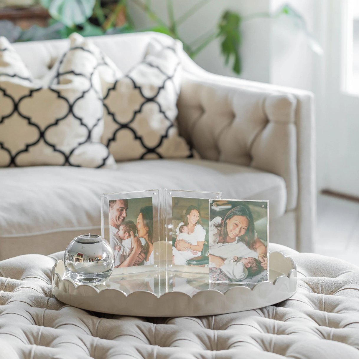 Cappuccino Round Lacquered Scalloped Tray